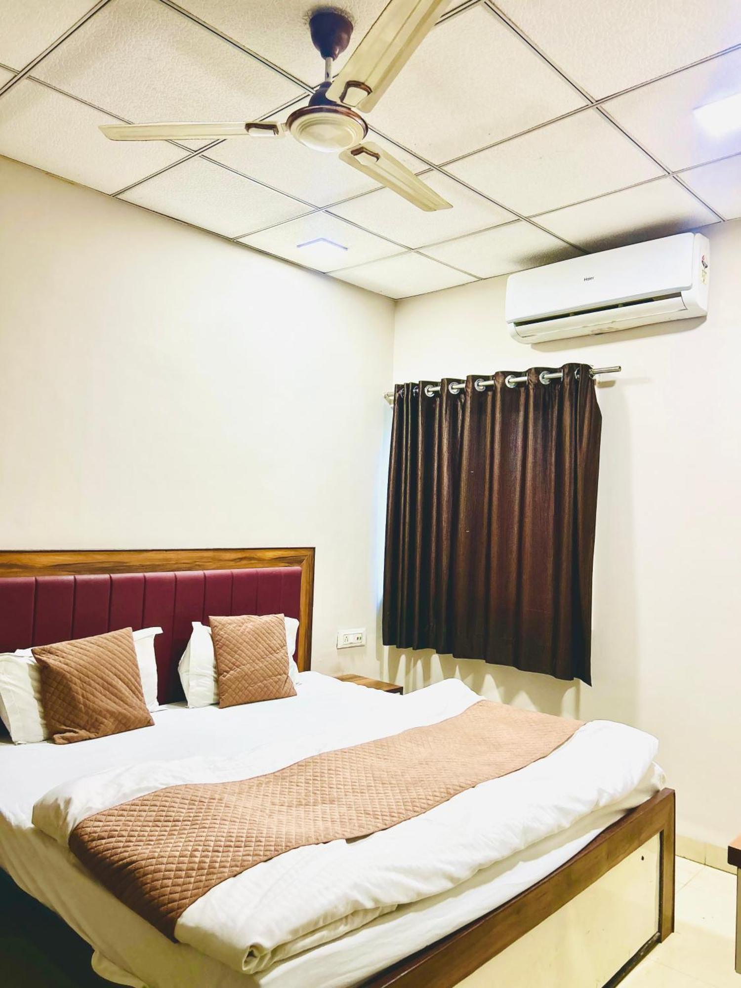 Hotel Jagtara Residency Indore Exterior foto