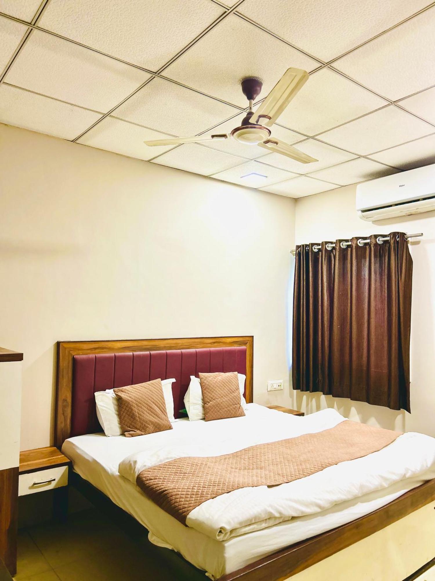 Hotel Jagtara Residency Indore Exterior foto